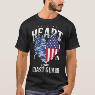 Halb mein Herz in der Küstenwache USA-Flagge  Mari T-Shirt