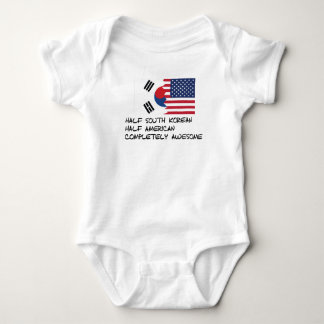 Halb südkoreanisches vollständig fantastisches baby strampler
