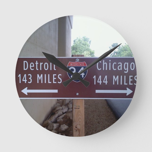 Halber Punkt, Detroit Chicago Runde Wanduhr (Vorderseite)
