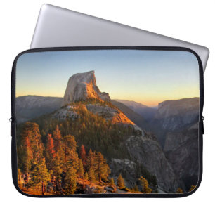 Halbkuppel bei Sonnenuntergang Detail - Yosemite Laptopschutzhülle