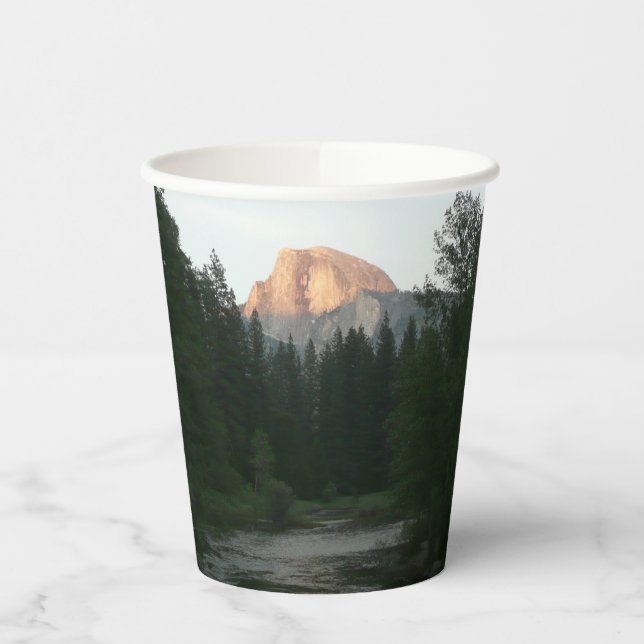 Halbkuppel Sonnenuntergang im Yosemite Nationalpar Pappbecher (Links)