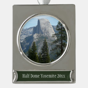 Halbkuppel von Panoramaweg I Banner-Ornament Silber