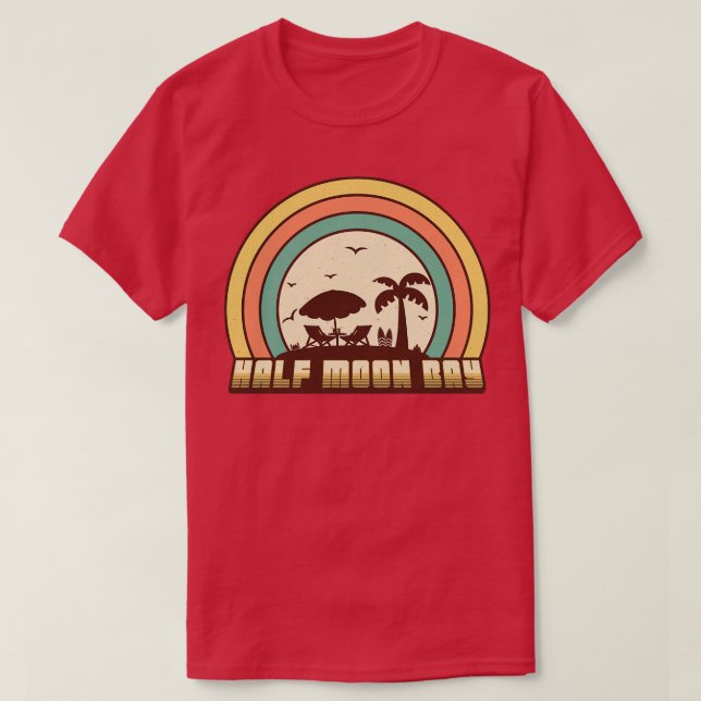 Halbmond Bay Beach Retro Sunset Style T-Shirt (Design vorne)