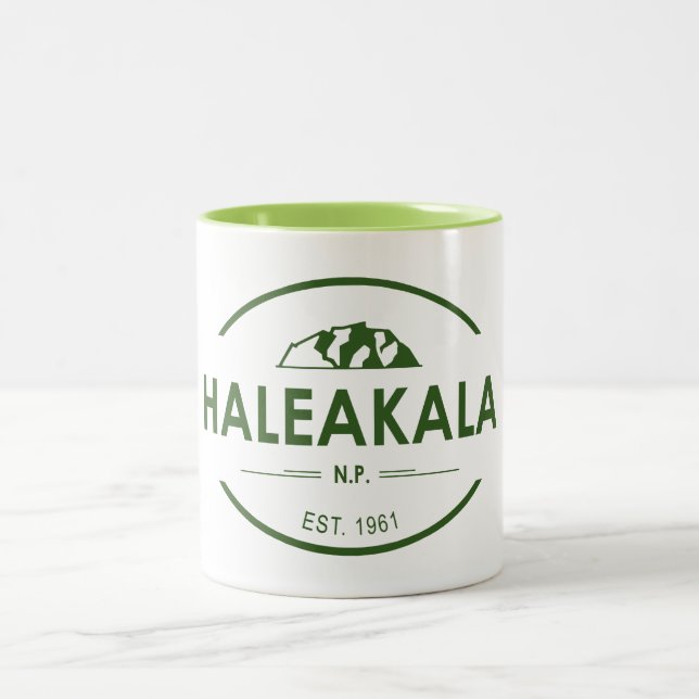 Haleakala-Nationalpark Zweifarbige Tasse (Mittel)