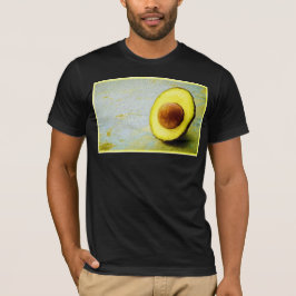 "Half Avocado" Niedliches Foto. Jetzt kaufen T-Shirt