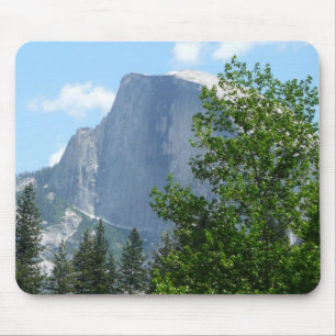 Half Dome im Sommer im Yosemite-Nationalpark Mousepad