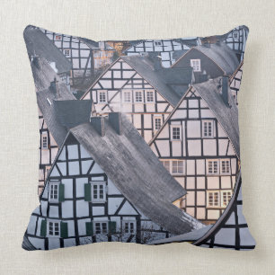 Hälfte-gezimmerte Häuser in Freudenberg, Kissen