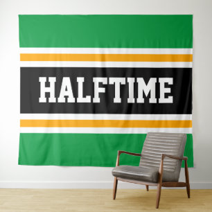 HALFTIME, feine Sportszene, helle, grüne Streifen Wandteppich