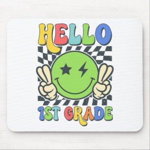 Hallo 1. Klasse Vibes Groovy Smiley Gesicht Zurück Mousepad