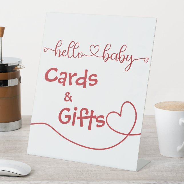 Hallo Baby Red Heart Minimal Karten & Geschenke Sockelschild (In Situ)