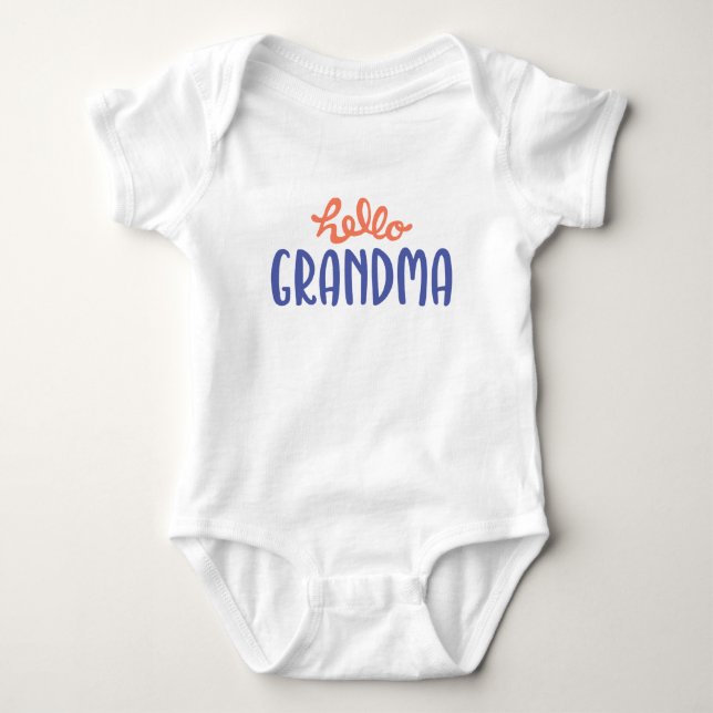 Hallo Großmutter. Schwangerschaft decken auf Baby Strampler (Vorderseite)