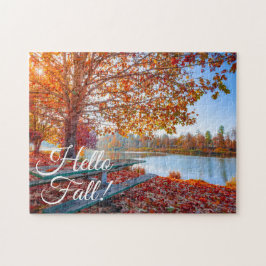 Hallo Herbstfarben über Seenlandschaft