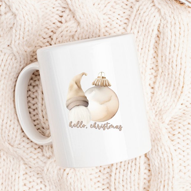 Hallo Weihnachten Beige Gnome Ornament Kaffeetasse (Von Creator hochgeladen)
