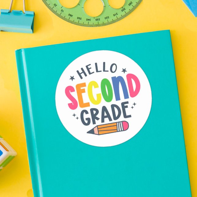 Hallo zweite Klasse zurück zur Schule Runder Aufkleber (Von Creator hochgeladen)