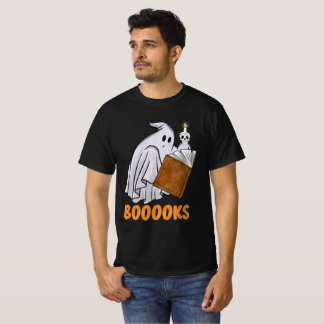 Halloween 2024 : T-shirt un fantôme dans un livre