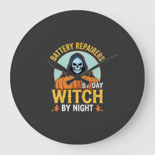 Halloween-Batterie-Reparierer Hexe bei Nacht Desig Große Wanduhr
