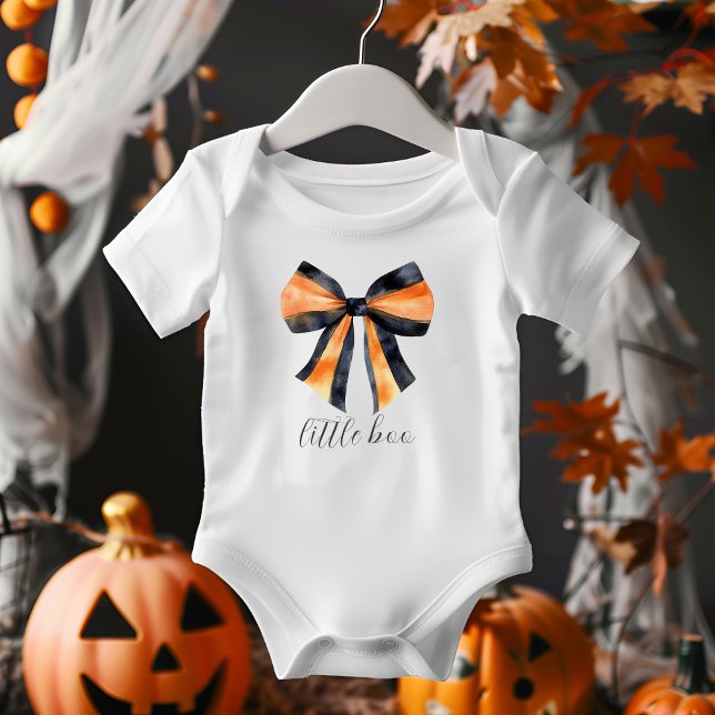 Halloween Black Orange Coquette Bow Little Boo Baby Strampler (Von Creator hochgeladen)
