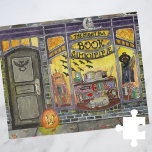 Halloween Cat and Book Shop<br><div class="desc">Dieses süße Halloween-Buchhändlergemälde entstand als Oktober-Seite einer Reihe von Aquarellböden. Das Night Owl Book Shoppe ist für Geschäftsreisende geöffnet und bietet ein niedliches Schaufenster voller witziger Dekoration, Jagdbücher, Fledermausdekorationen, geschnitzte Kürbisse, Zauberbücher und eine schläfrige graue Katze. Eine Kürbislaterne befindet sich vor der Haustür, um Sie zum Abendessen beim Lesen zu...</div>