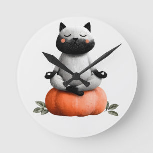 Halloween Cat on Pumpkin Design Runde Wanduhr