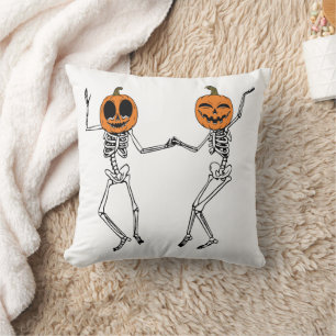 Halloween Dancing Skeleton Kissen