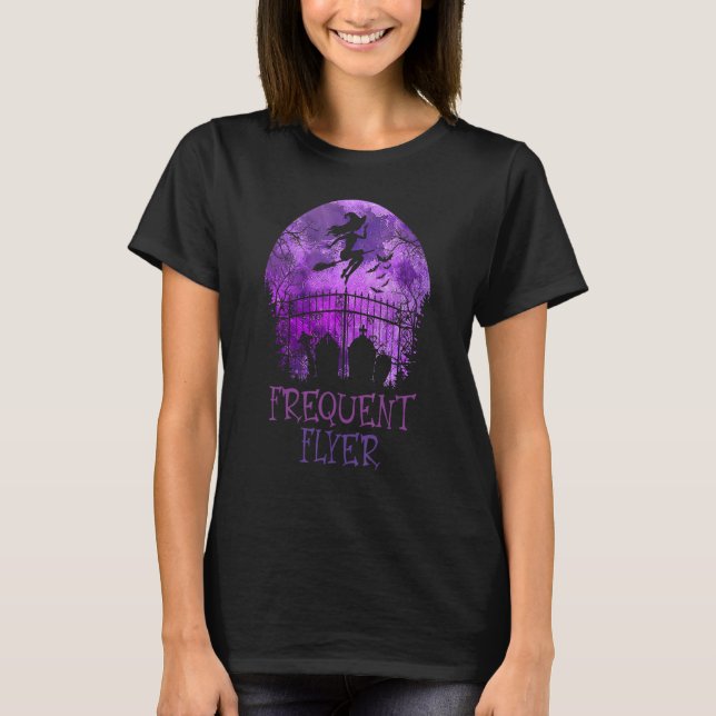 Halloween Frequent Flyer In The Cemetery Lazy Cost T-Shirt (Vorderseite)