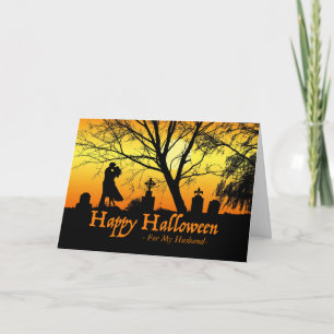 Halloween für Husband, Couple Kissing im Friedhof Karte
