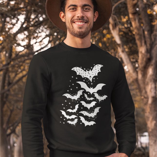 Halloween Galaxy White Bats and Stars Sweatshirt (Von Creator hochgeladen)