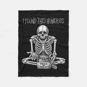 Halloween Geschenke Skelett fand ich diesen Humeru Fleecedecke