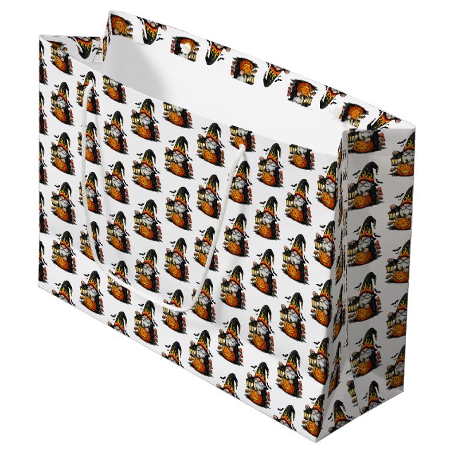 Halloween Gnome Gift Bag Große Geschenktüte (Vorderseite Schrägansicht)
