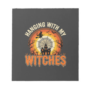 Halloween Hängen mit meinem Hexen Spukhaus Notizblock