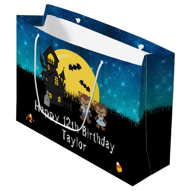 Halloween Happy Birthday Werewolf Dark Blue Große Geschenktüte (Vorderseite Schrägansicht)