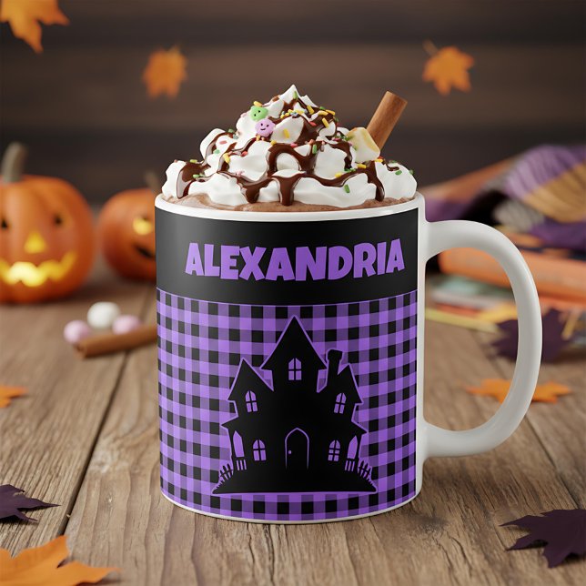 Halloween Haunted House Purple & Black Plaid Name Kaffeetasse (Von Creator hochgeladen)