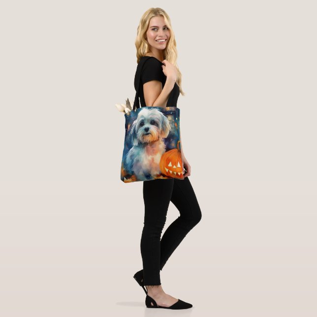 Halloween Havanese mit Pumpkins Beängstigend Tasche (Am Model)