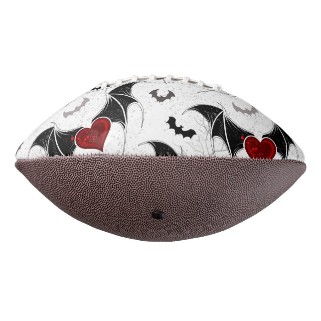 Halloween-Herz mit schwarzen Fledermausflügeln Football (Gedreht 270)