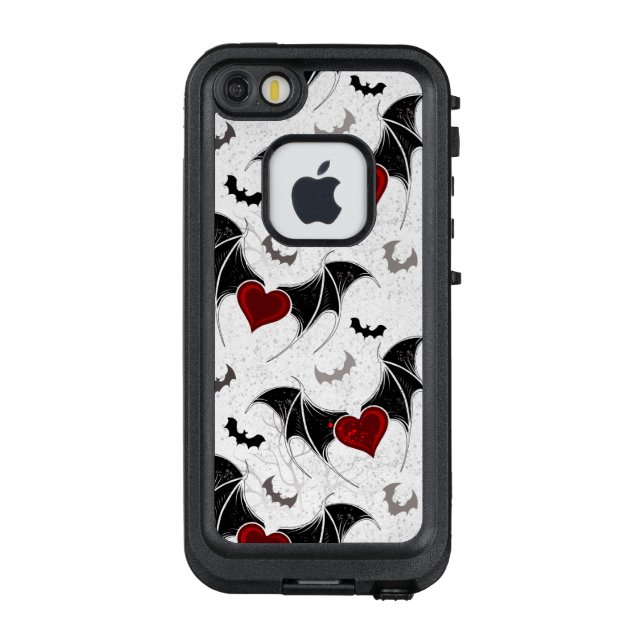 Halloween-Herz mit schwarzen Fledermausflügeln LifeProof iPhone Hülle (Rückseite)