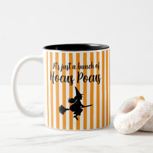 Halloween Hexe auf Broom Flying Hocus Pocus Zweifarbige Tasse