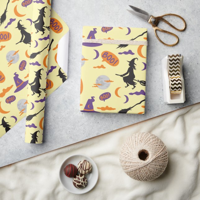 Halloween Hexe und Broom Nahtloses Wrapping Paper Geschenkpapier (Kunsthandwerk)
