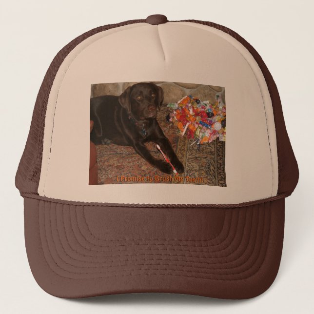 Halloween Hund mit Sweet Tooth Hat Truckerkappe (Vorderseite)