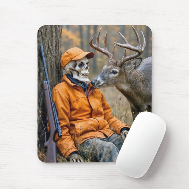 Halloween Hunter Skeleton With a Buck Mousepad (Mit Mouse)