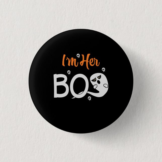 Halloween I Am Her Boos Birthday Button (Vorderseite)
