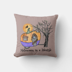 Halloween ist ein Lifestyle Camper Anhänger Kissen