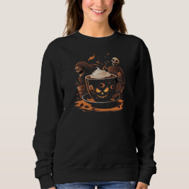 Halloween-Kaffeekunst – Gruseliger Latte mit Skele Sweatshirt