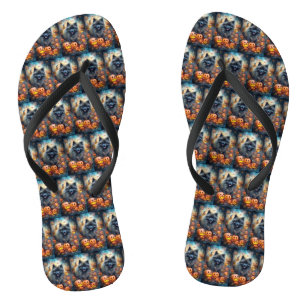 Halloween Keeshond mit Pumpkins Beängstigend Flip Flops