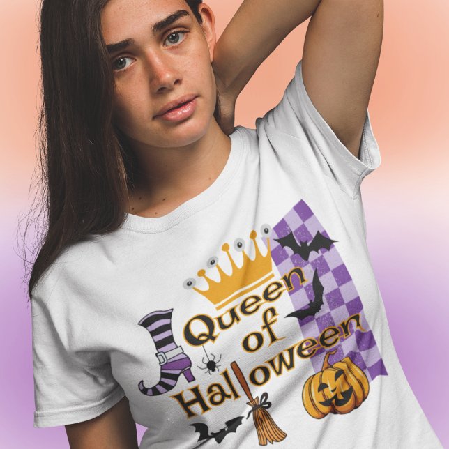 Halloween-Königin Tri-Blend Shirt (This item is for display purposes only to illustrate the design element. )