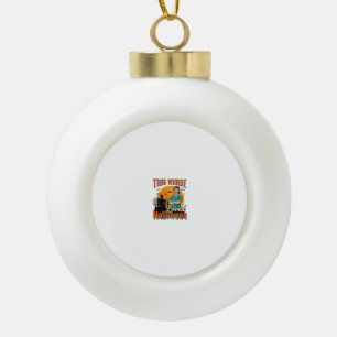 Halloween-Krankenschwester liebte Halloween Vintag Keramik Kugel-Ornament