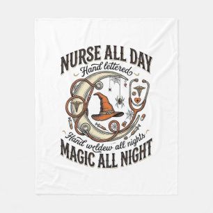 Halloween-Krankenschwester-Shirt Hexenmedizinische Fleecedecke