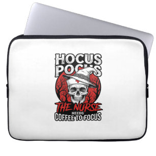 Halloween Krankenschwester Totenkopf Kaffee Fokus Laptopschutzhülle