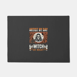 Halloween-Künstler bei Tag, Hexe bei Nacht Design Fußmatte