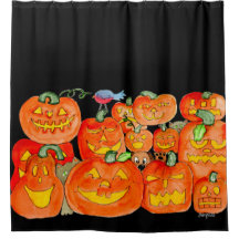 Halloween-Kürbislaternen mit Tieren
