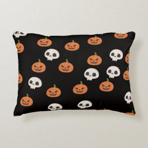 Halloween-Kürbisse und Totenkopf-Muster Dekokissen